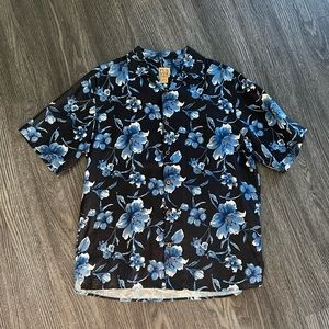Joseph A. Banks Blue & Black Hawaiian Shirt (Small)